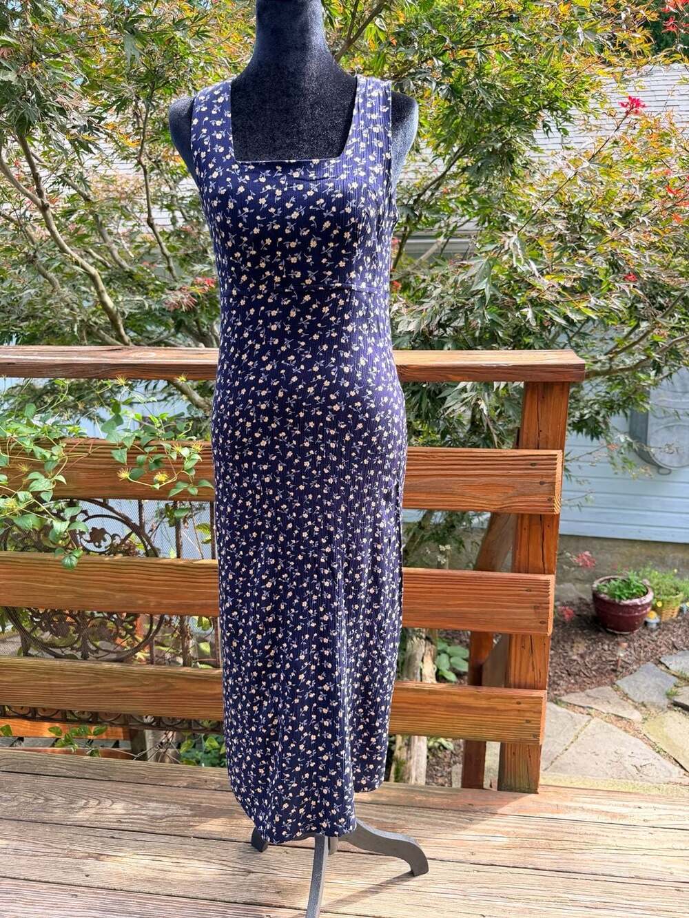 Rabbit Designs Navy Blue Floral Maxi Dress size 6
